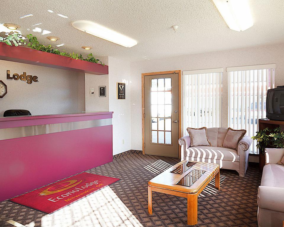 Econo Lodge Southeast Milwaukie/Portland Zewnętrze zdjęcie